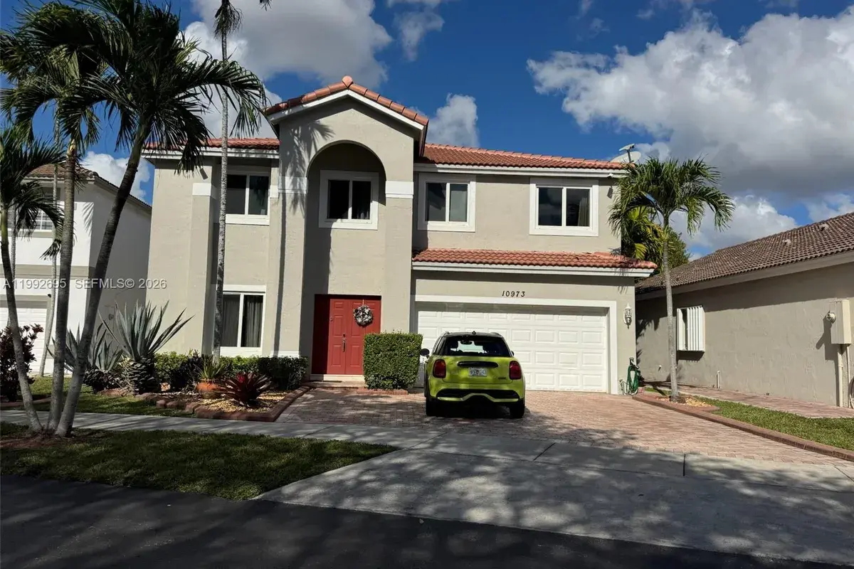 10973 NW 53rd Ln, Doral FL 33178
