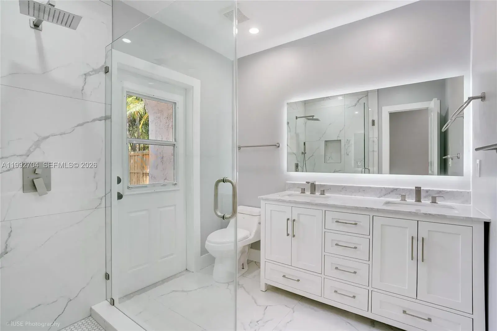 2 bedroom 1 bath Residential Lease for rent at 907 SW 15th Ter # 2, Fort Lauderdale FL 33312