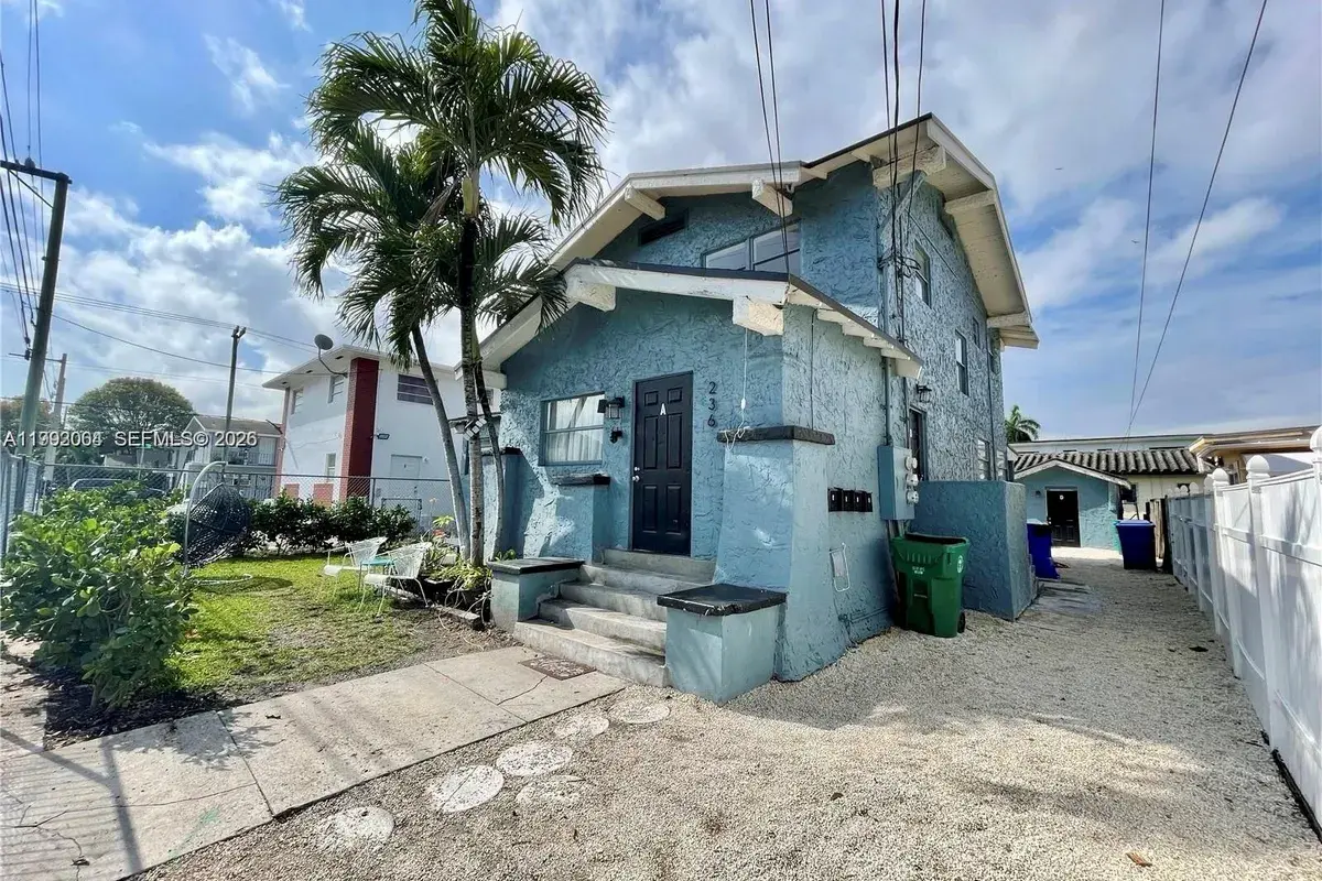 236 SW 10th Ave # B, Miami FL 33130