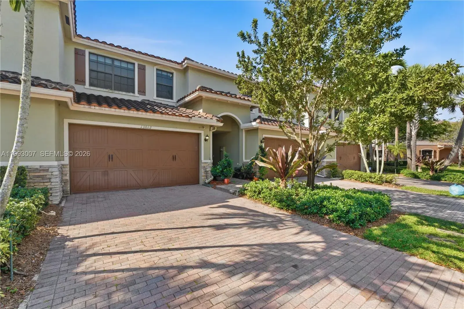 13012 N Riverwalk Cir N, Plantation FL 33325