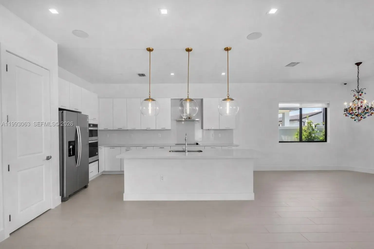 8019 NW 46th Ter, Doral FL 33166
