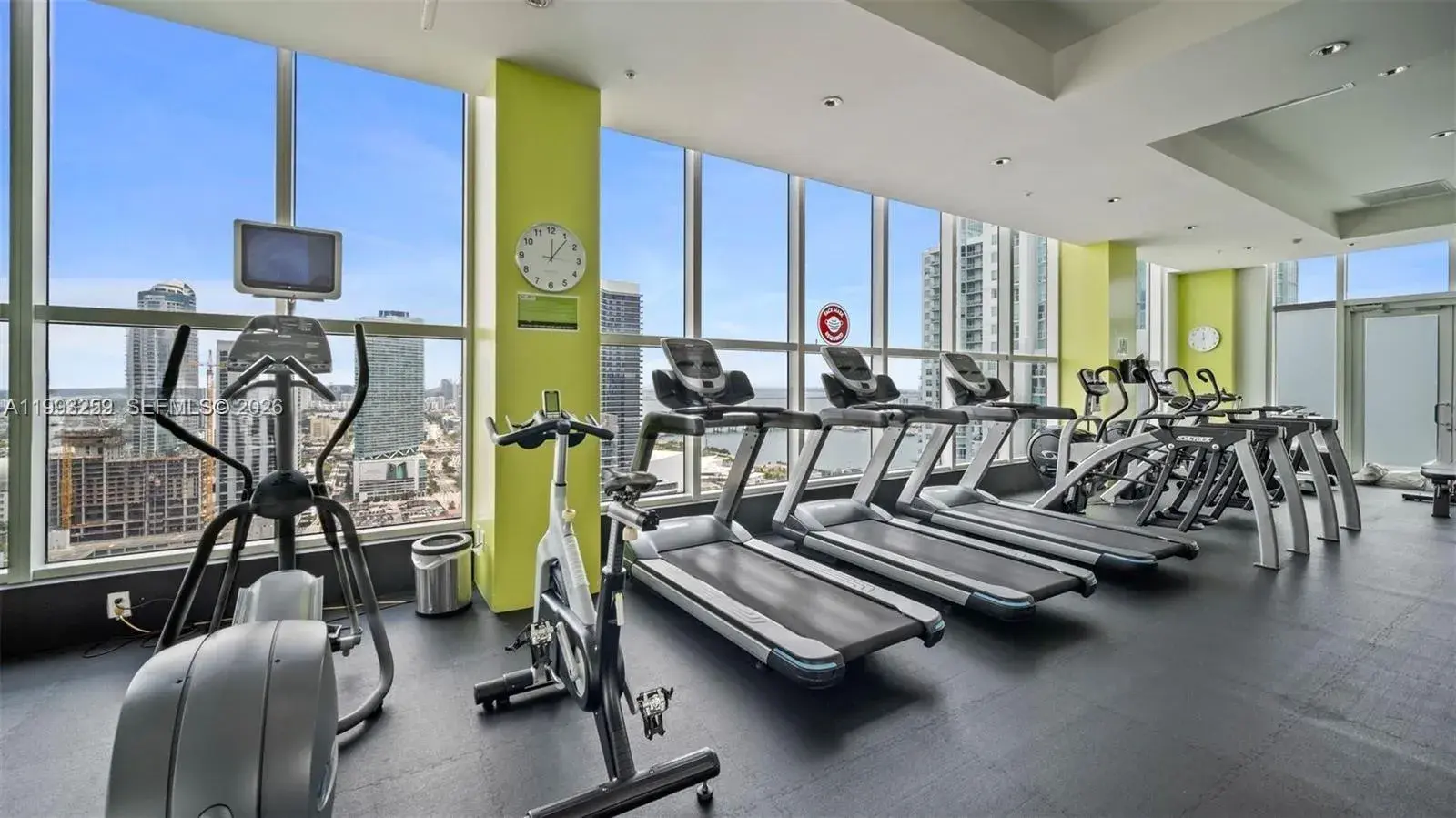 133 NE 2nd Ave # 2013, Miami FL 33132