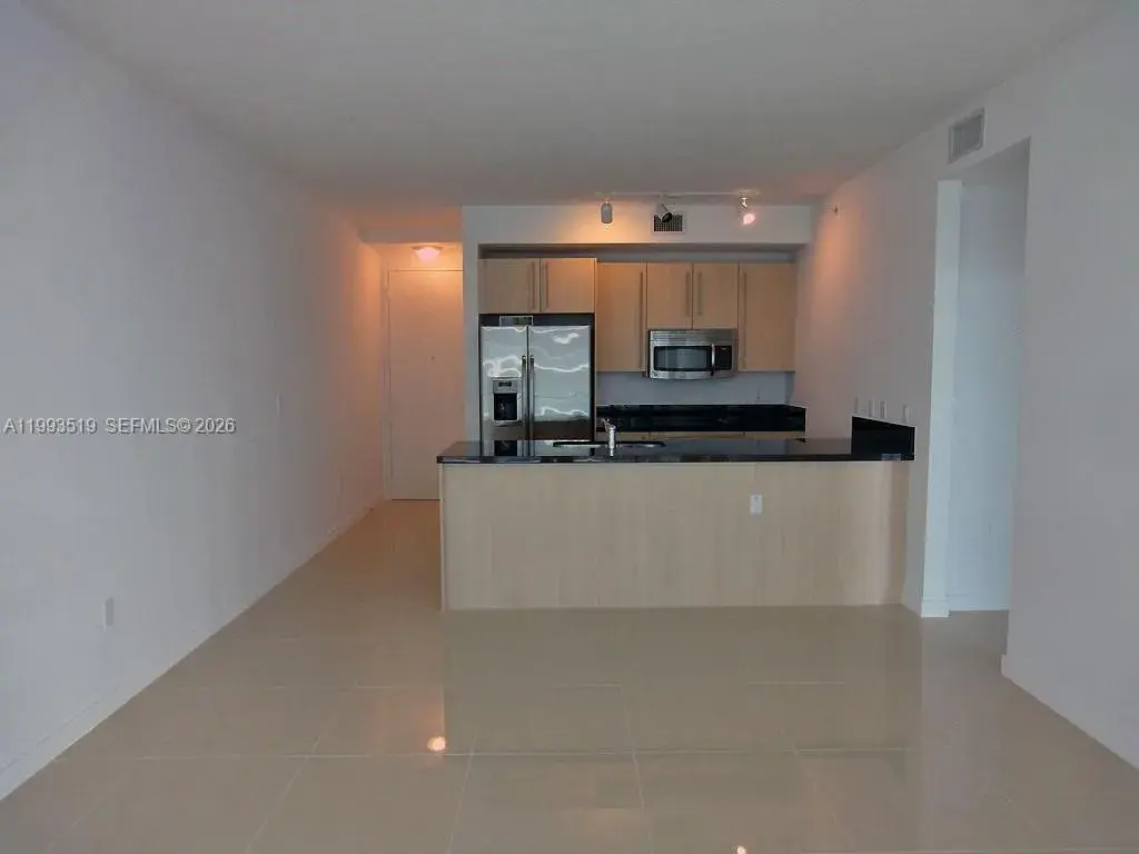 1111 SW 1 AV, Miami FL 33130