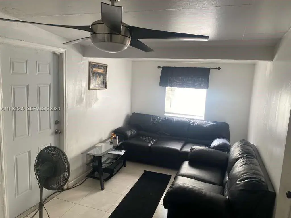 3 bedroom 1 bath Residential for sale at 712 57th St, West Palm Beach FL 33407