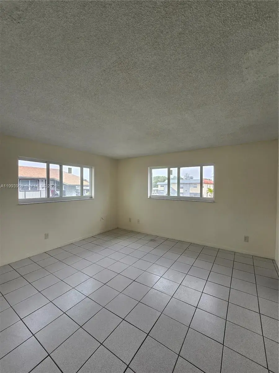 2244 Madison St # 6, Hollywood FL 33020