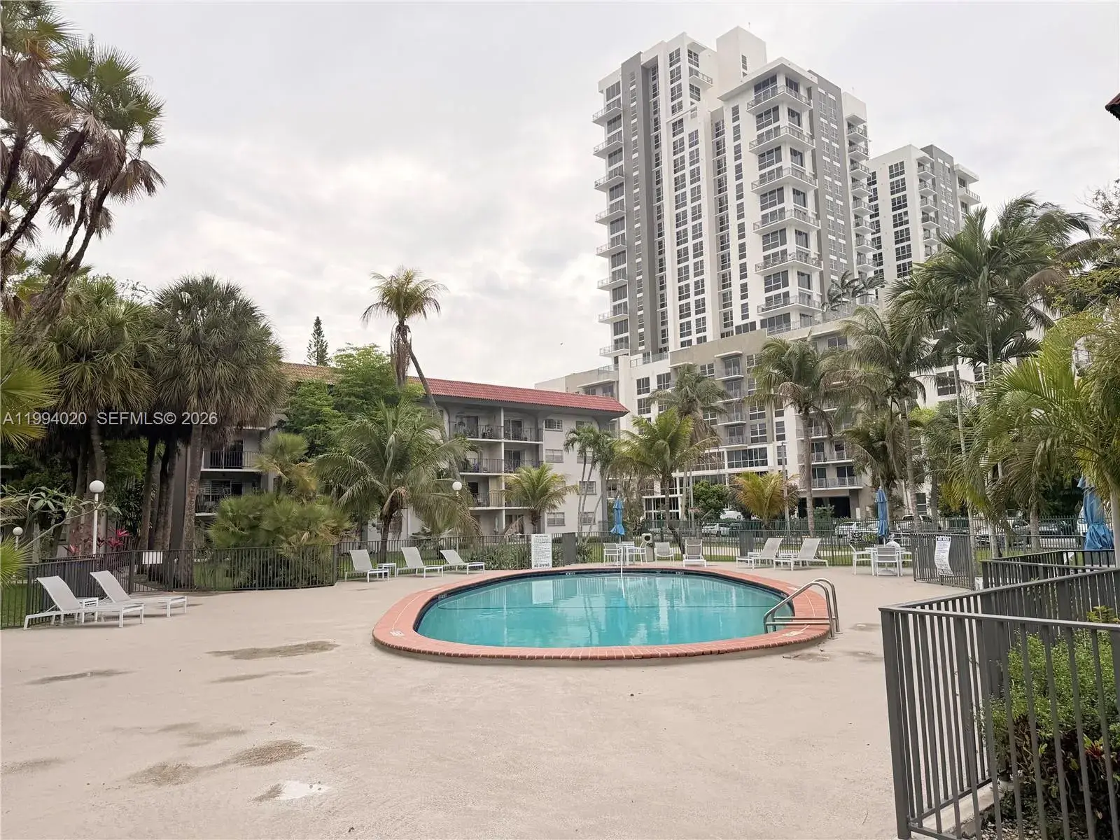 2 bedroom 2 bath Residential for sale at 8101 SW 72nd Ave # 403W, Miami FL 33143