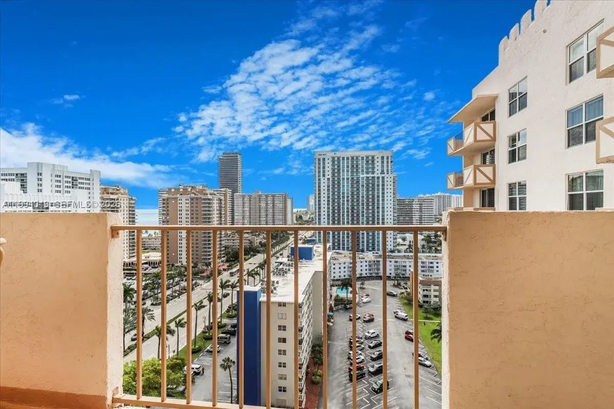 1 bedroom 2 bath Residential Lease for rent at 1865 S Ocean Dr # 12N, Hallandale Beach FL 33009