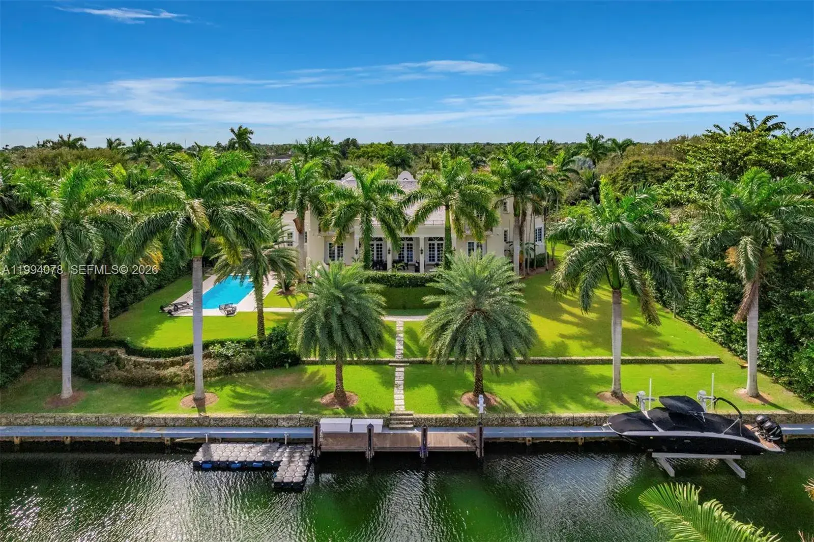 6 bedroom 6 bath for sale at 585 Arvida Pkwy, Coral Gables FL 33156