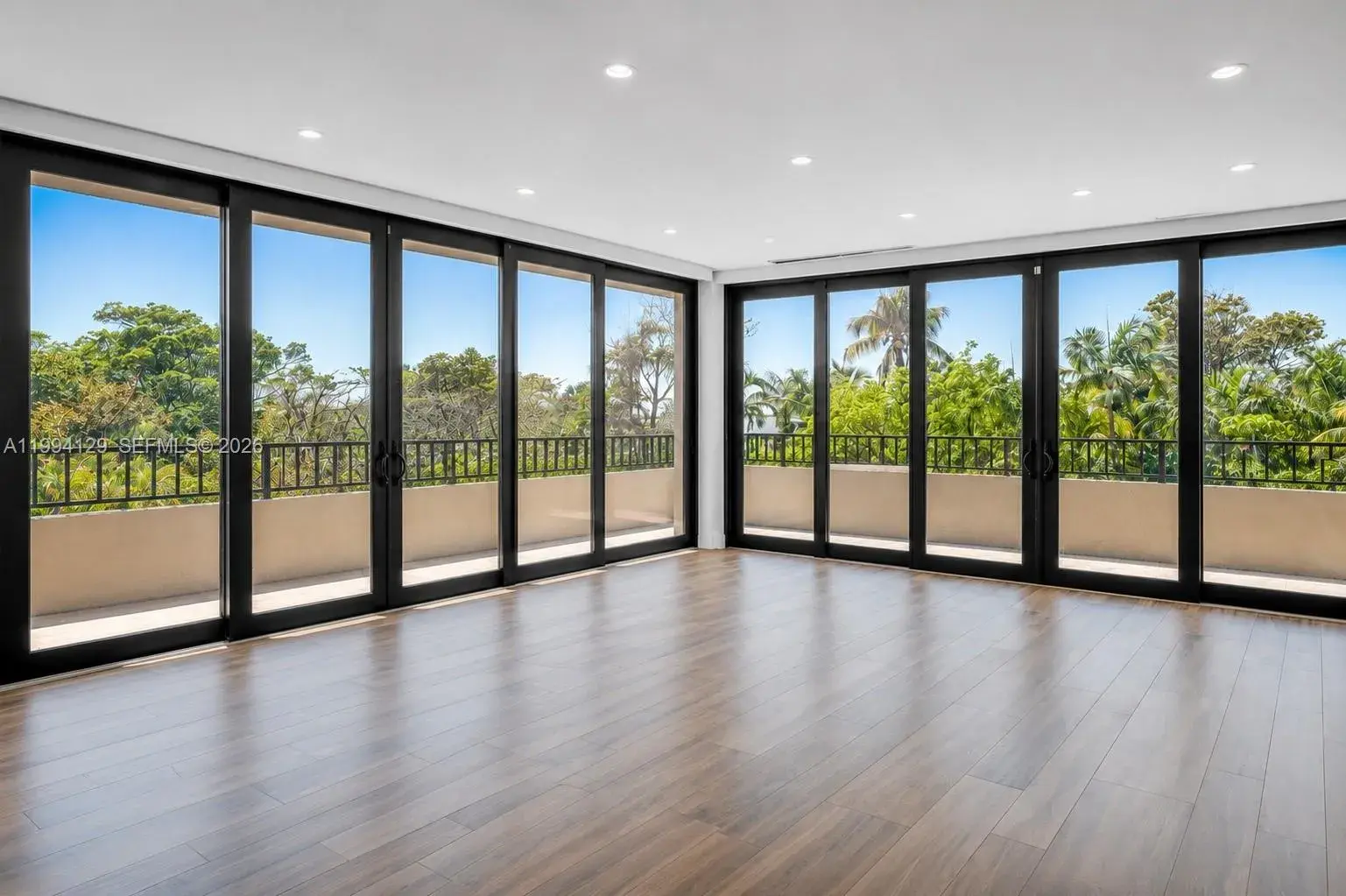 3 bedroom 3 bath for sale at 151 Crandon Blvd # 345, Key Biscayne FL 33149