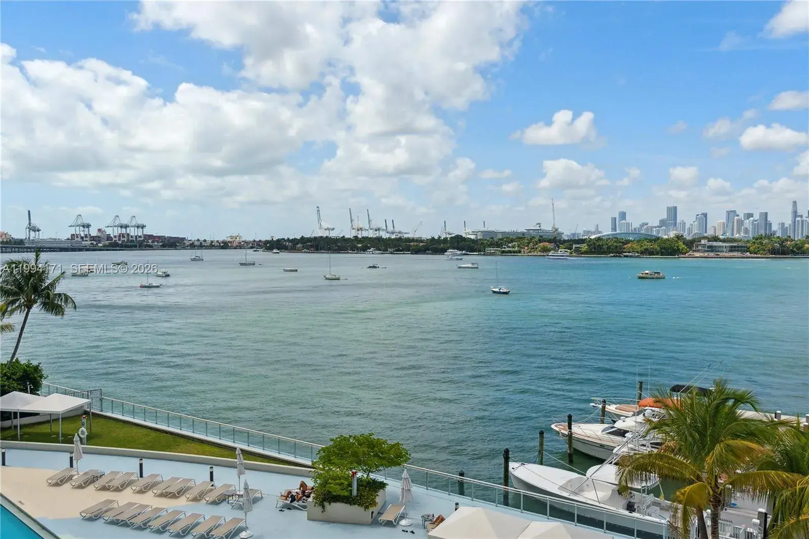 1 bath Residential for sale at 1200 West Ave # 528, Miami Beach FL 33139