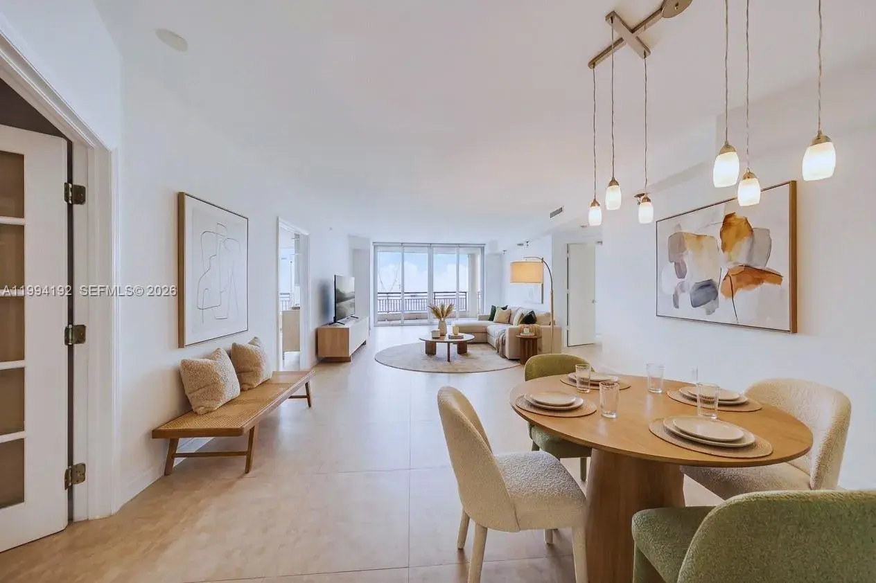 848 Brickell Key Dr # 2702, Miami FL 33131