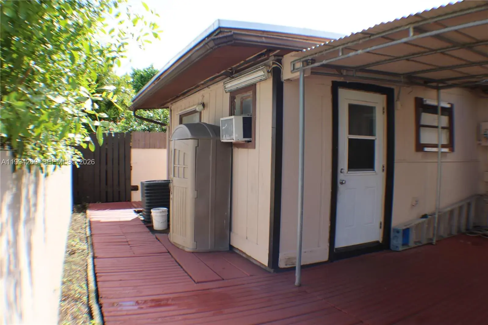 12003 SW 110th St Cir N, Miami FL 33186
