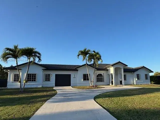 5 bedroom 3 bath Residential for sale at 17911 SW 228th St, Miami FL 33170