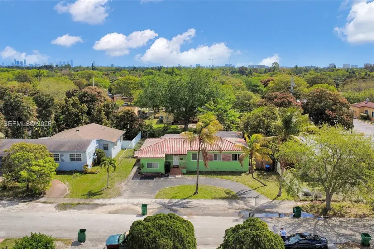 12901 NW Miami Ct, Miami FL 33168