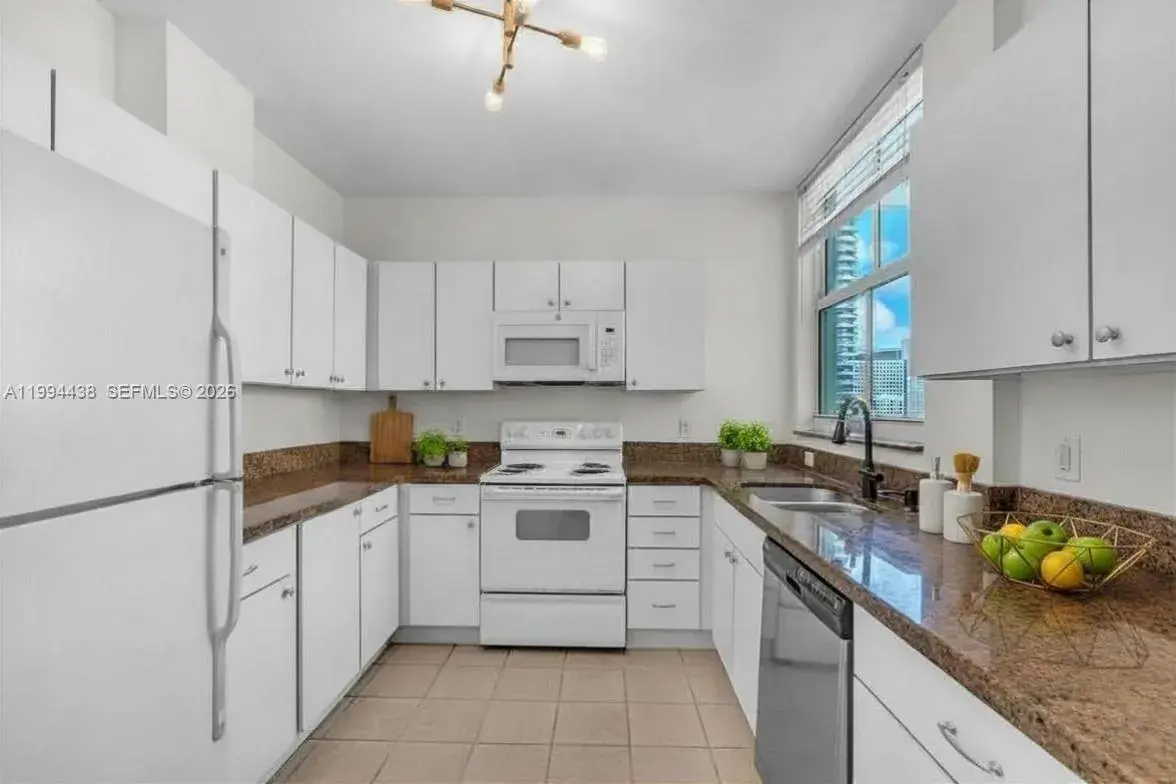 1250 S Miami Ave # 3206, Miami FL 33130