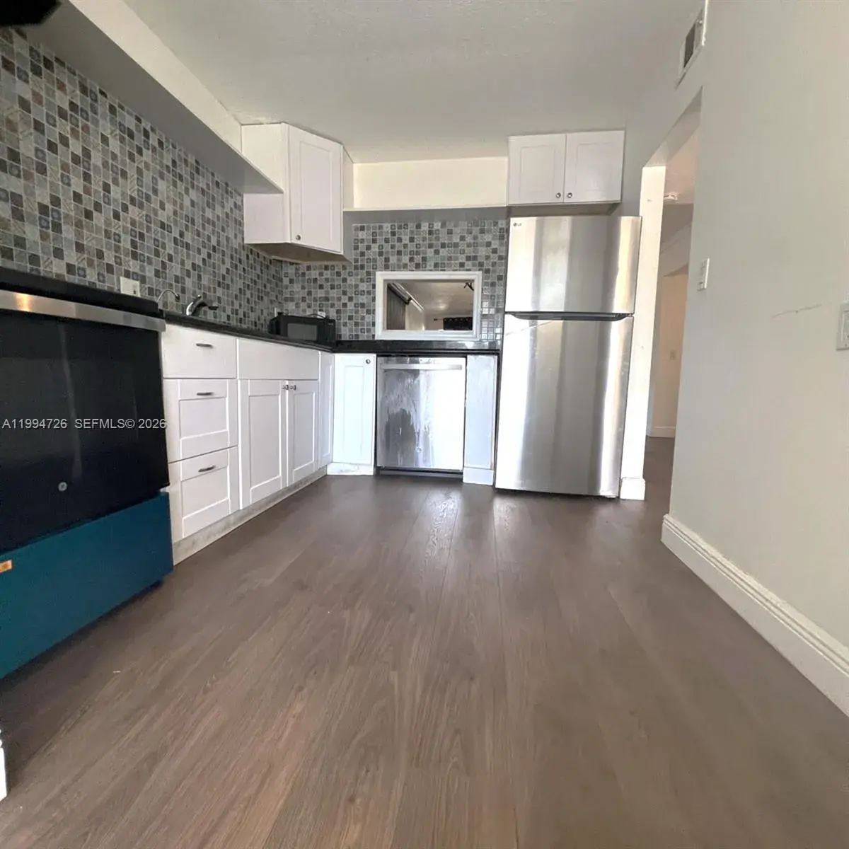 109 SW 1st Ave, Hallandale Beach FL 33009