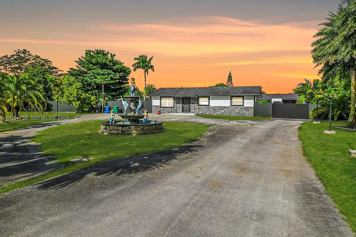 15305 SW 209th Ave, Miami FL 33187