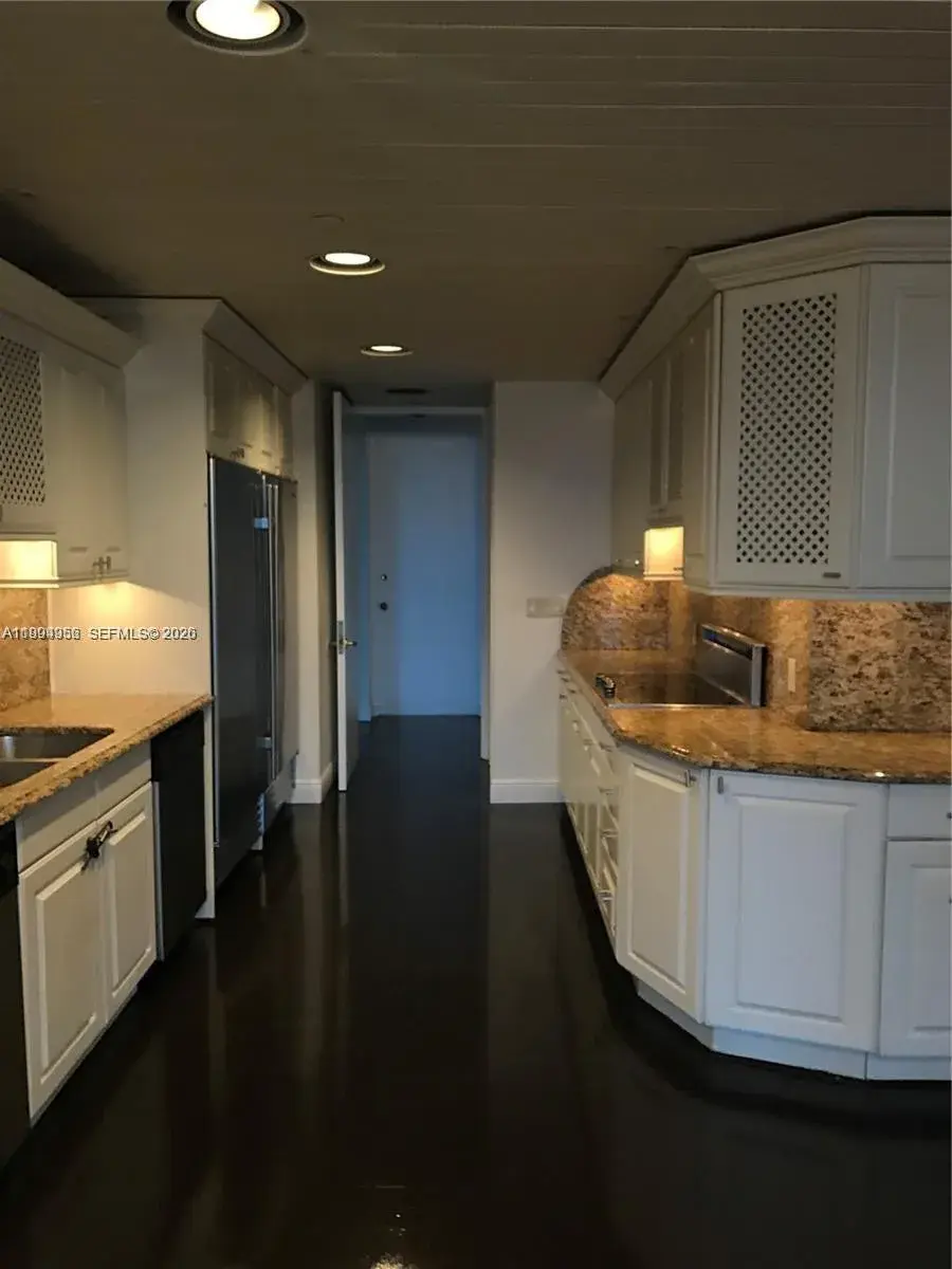 5 bedroom 7 bath Residential for sale at 19707 Turnberry Way # 4, Aventura FL 33180