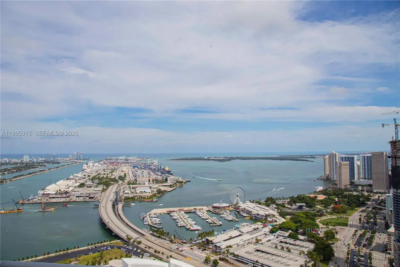 2 bedroom 2 bath Residential Lease for rent at 888 Biscayne Blvd # 5207, Miami FL 33132
