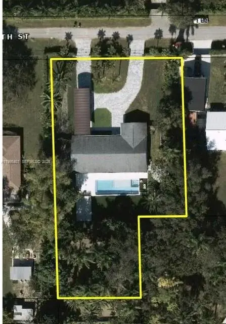 18840 SW 218th St, Miami FL 33170