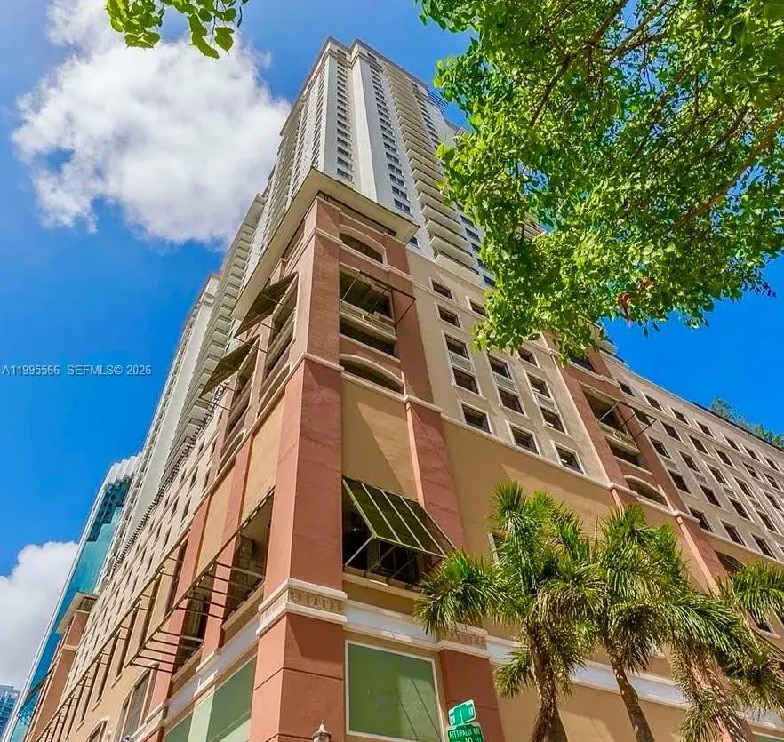 2 bedroom 2 bath Residential Lease for rent at 999 SW 1st Ave # 1807, Miami FL 33130