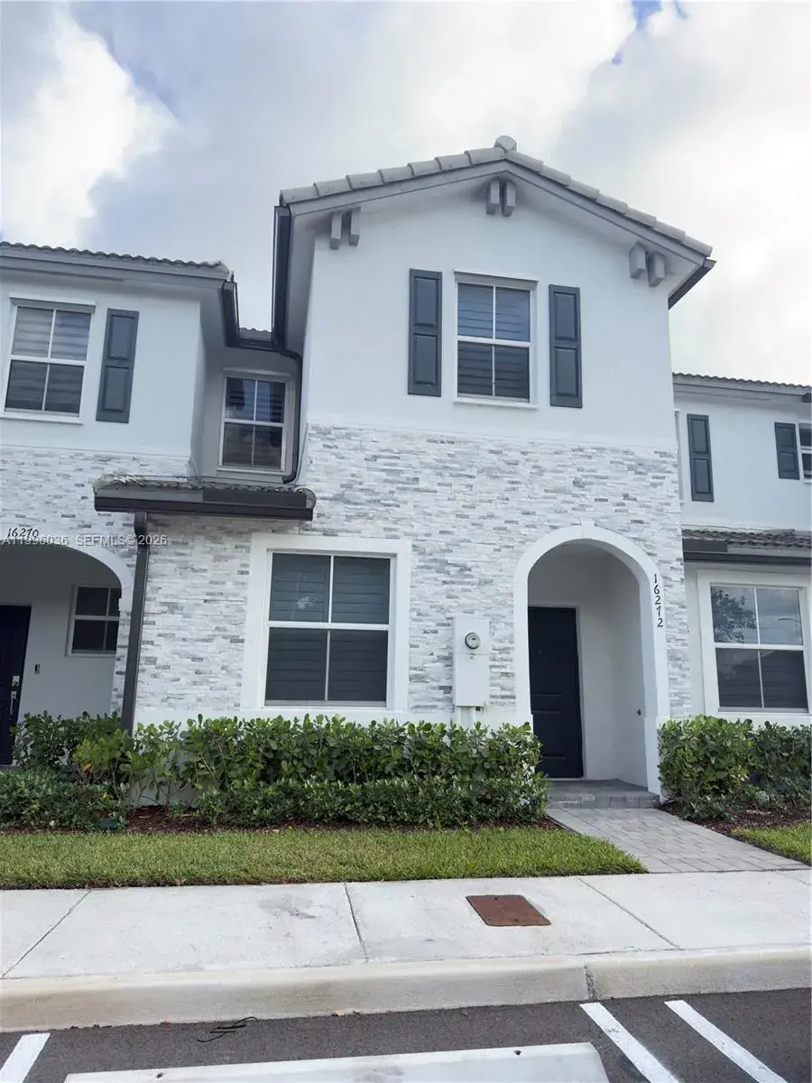 3 bedroom 2 bath Residential for sale at 16272 SW 291st St, Homestead FL 33033