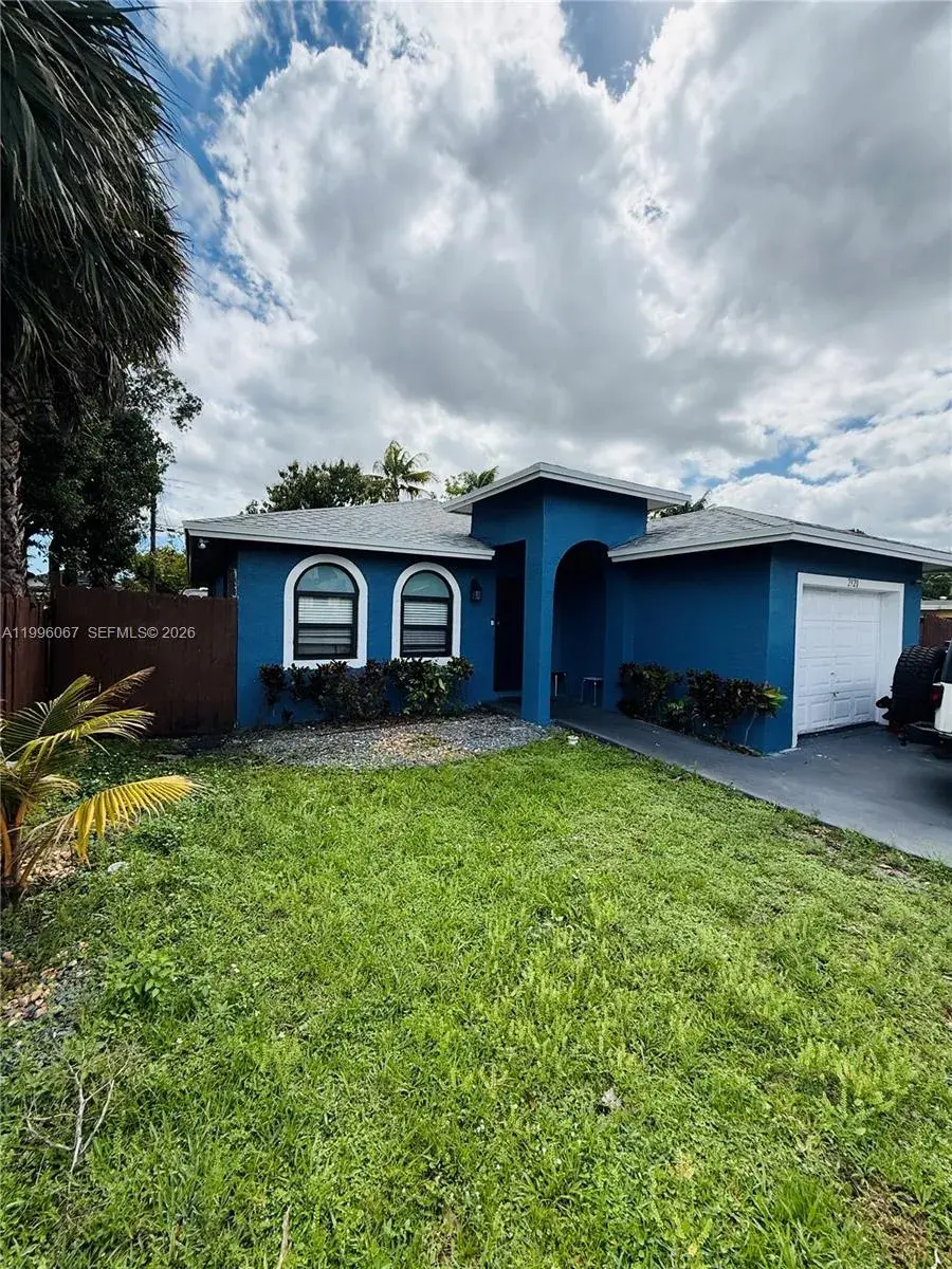 4 bedroom 2 bath Residential for sale at 2920 NW 8th St, Fort Lauderdale FL 33311