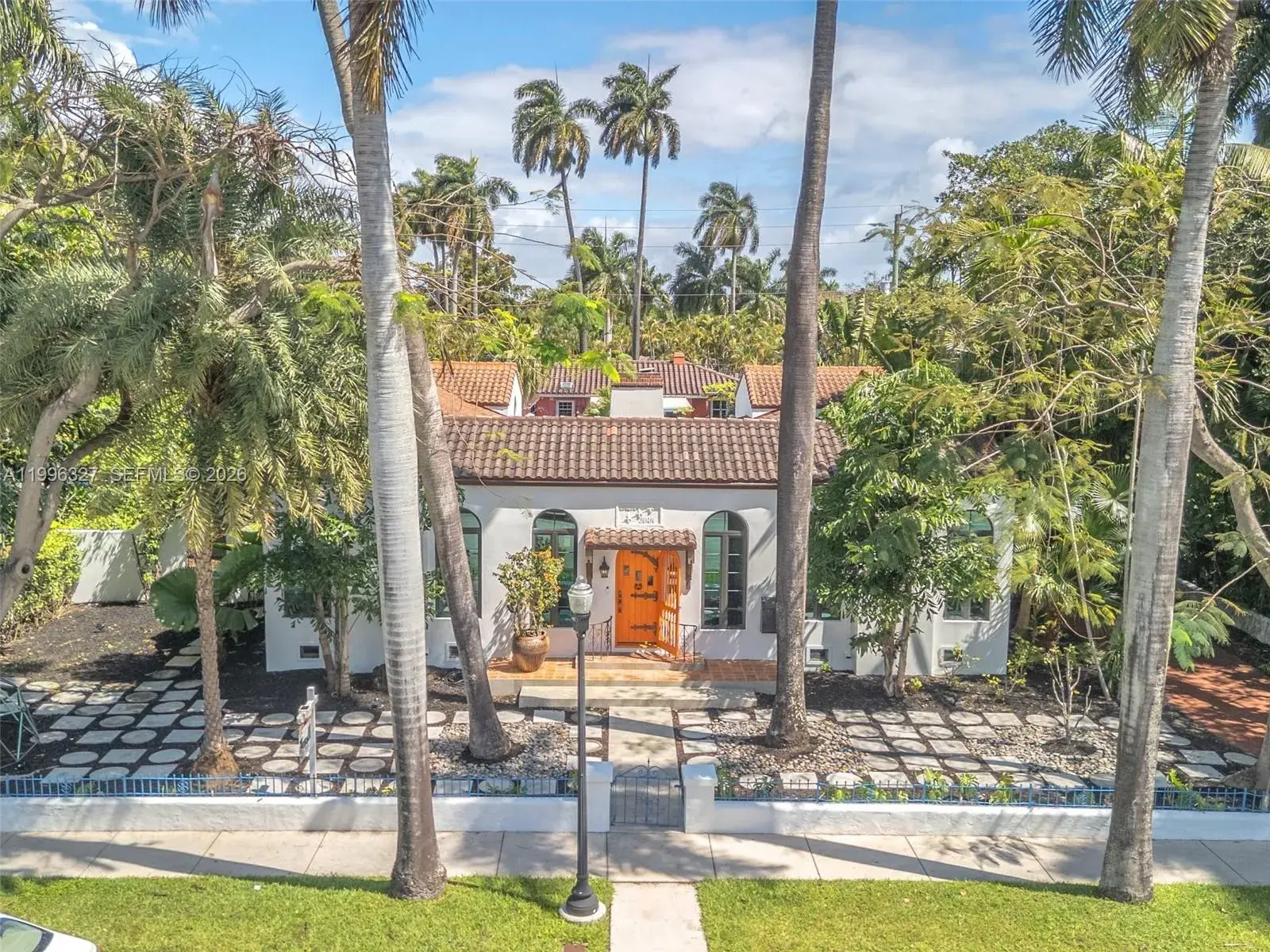 4 bedroom 5 bath Residential for sale at 1321 Tyler St, Hollywood FL 33019