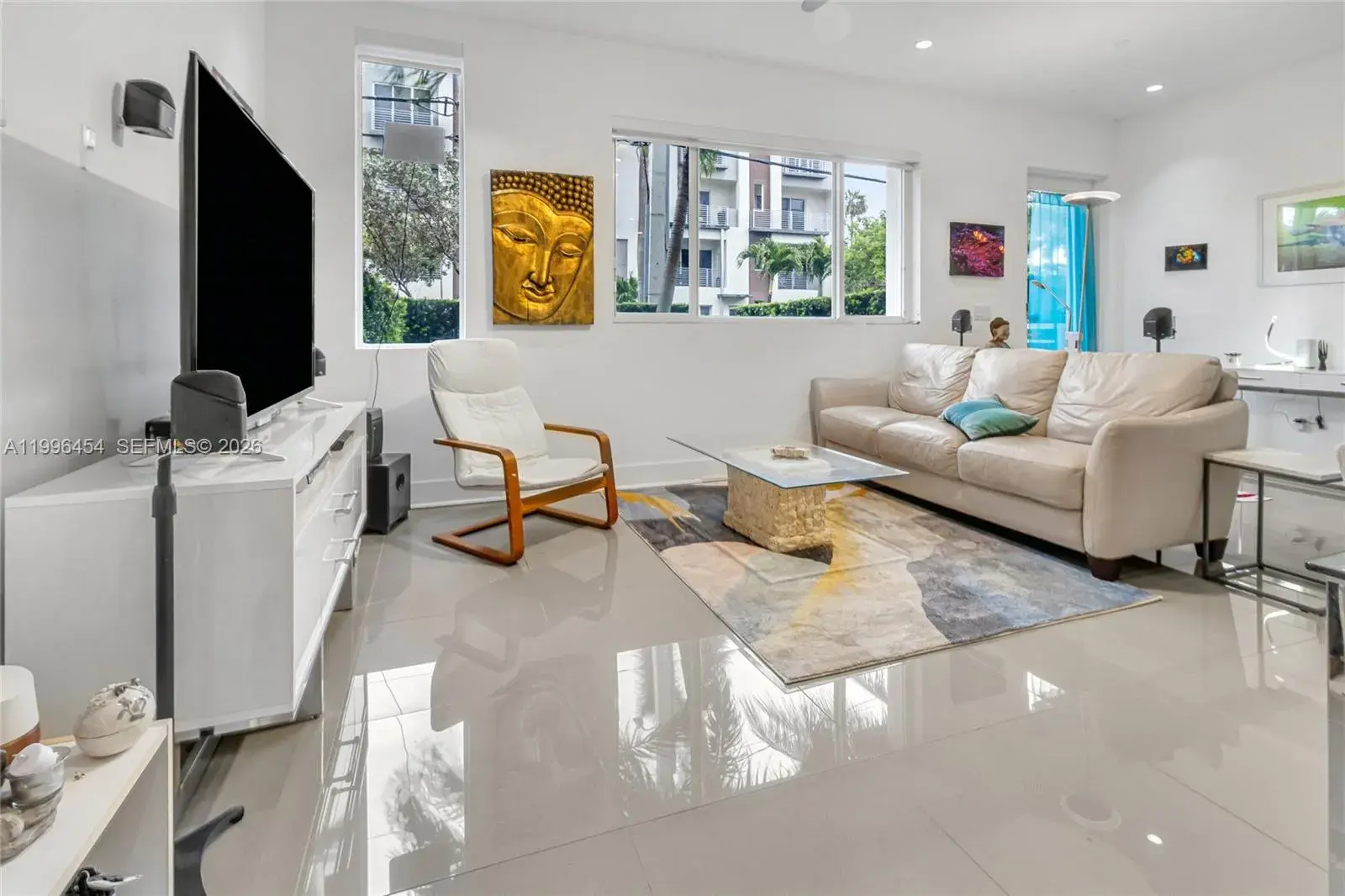 2 bedroom 2 bath Residential for sale at 1045 NE 18th Ave # 102, Fort Lauderdale FL 33304
