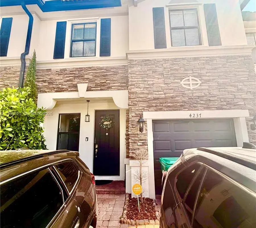 4237 SW 164th Path # 4237, Miami FL 33185