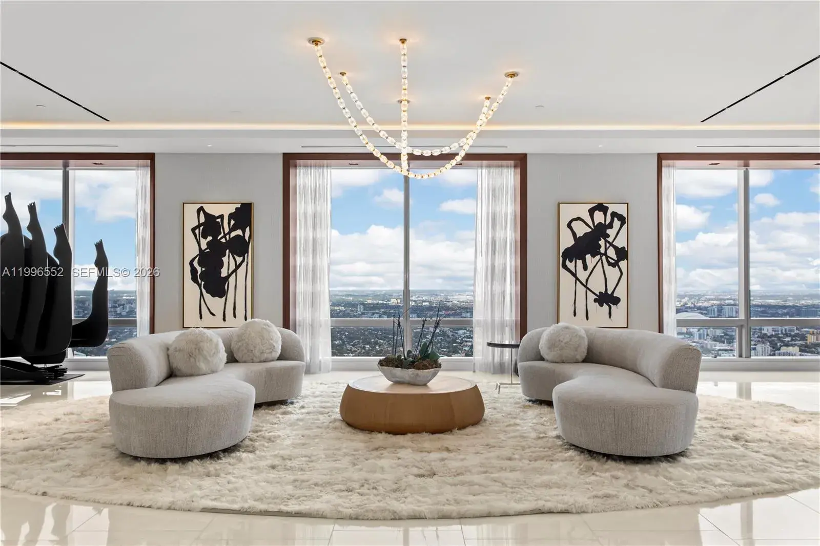 2 bedroom 3 bath Residential for sale at 1425 Brickell Ave, Miami FL 33131