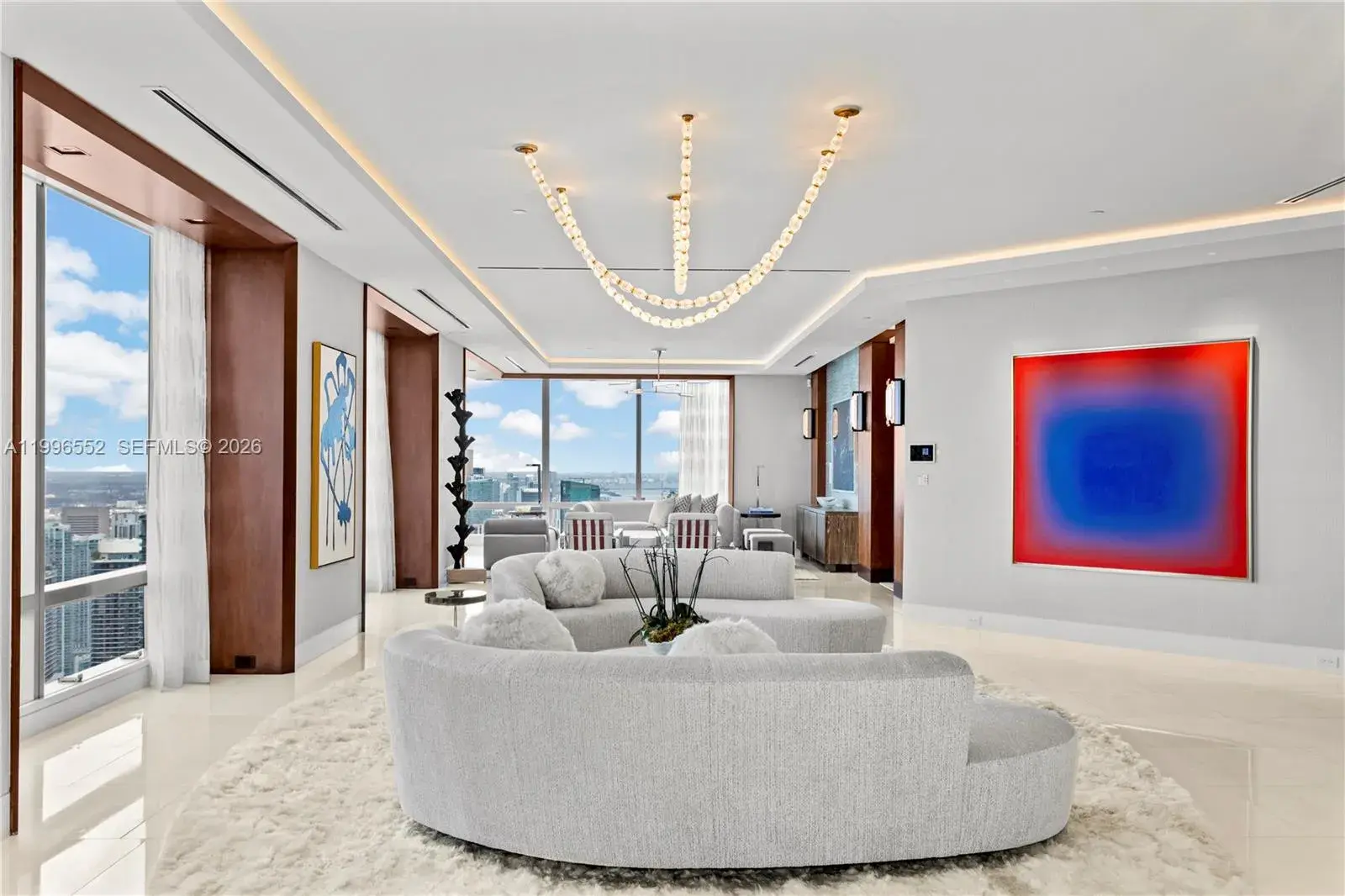 1425 Brickell Ave, Miami FL 33131