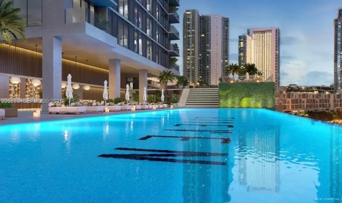 20 NE 11 st # 3301, Miami FL 33132