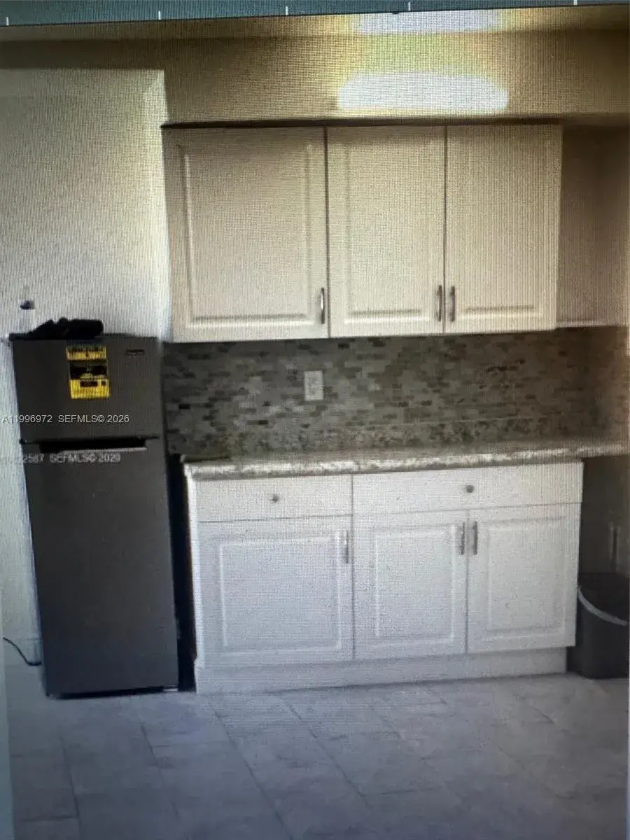 1 bath Residential Lease for rent at 1625 NW 9th Ave # A, Fort Lauderdale FL 33311