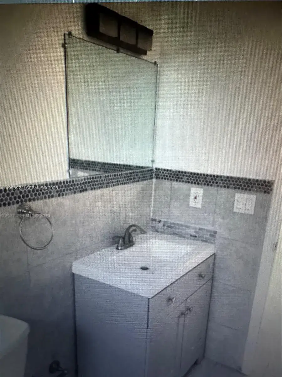 1625 NW 9th Ave # A, Fort Lauderdale FL 33311