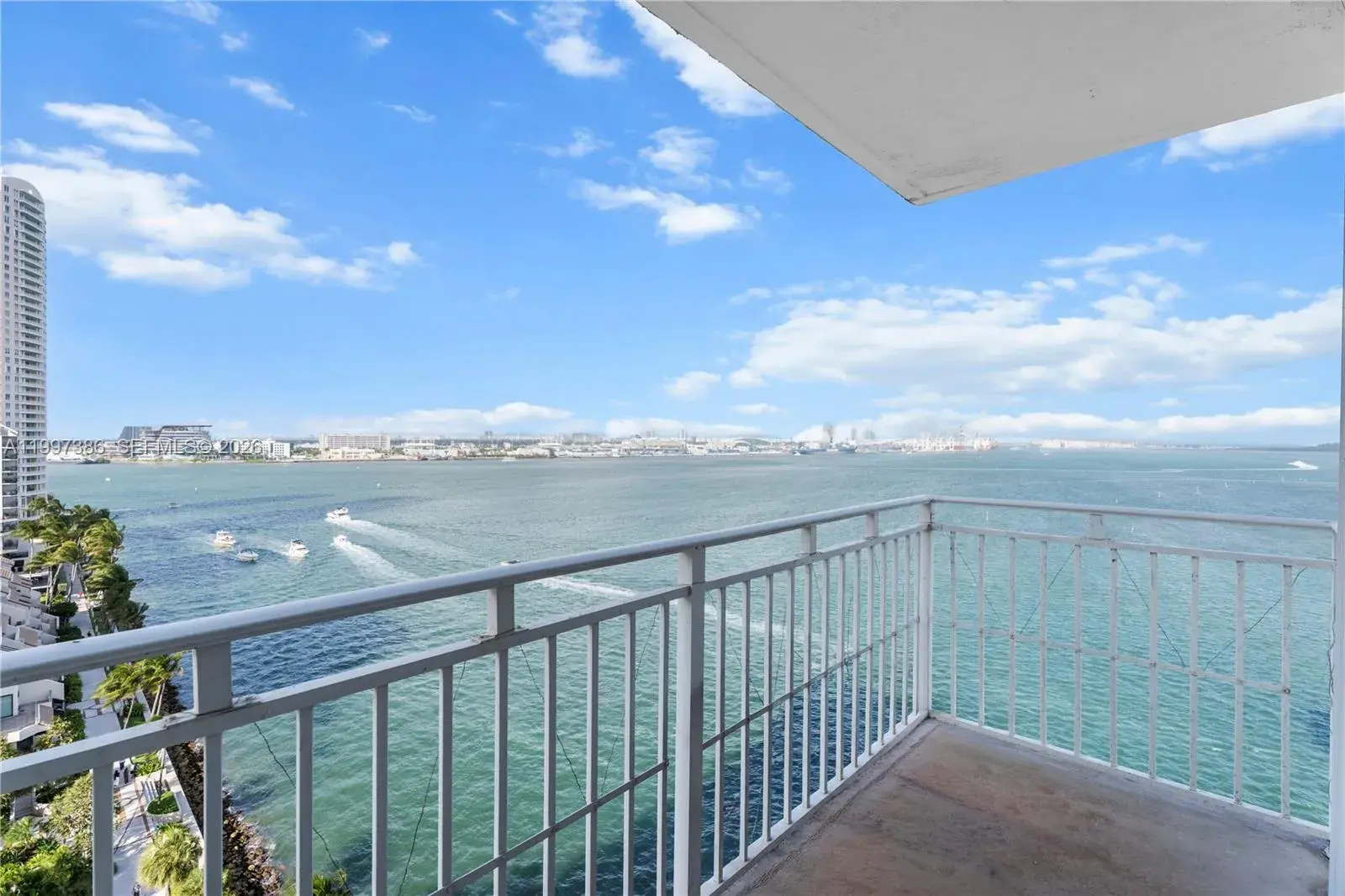 2 bedroom 2 bath Residential Lease for rent at 770 Claughton Island Dr # 15, Miami FL 33131