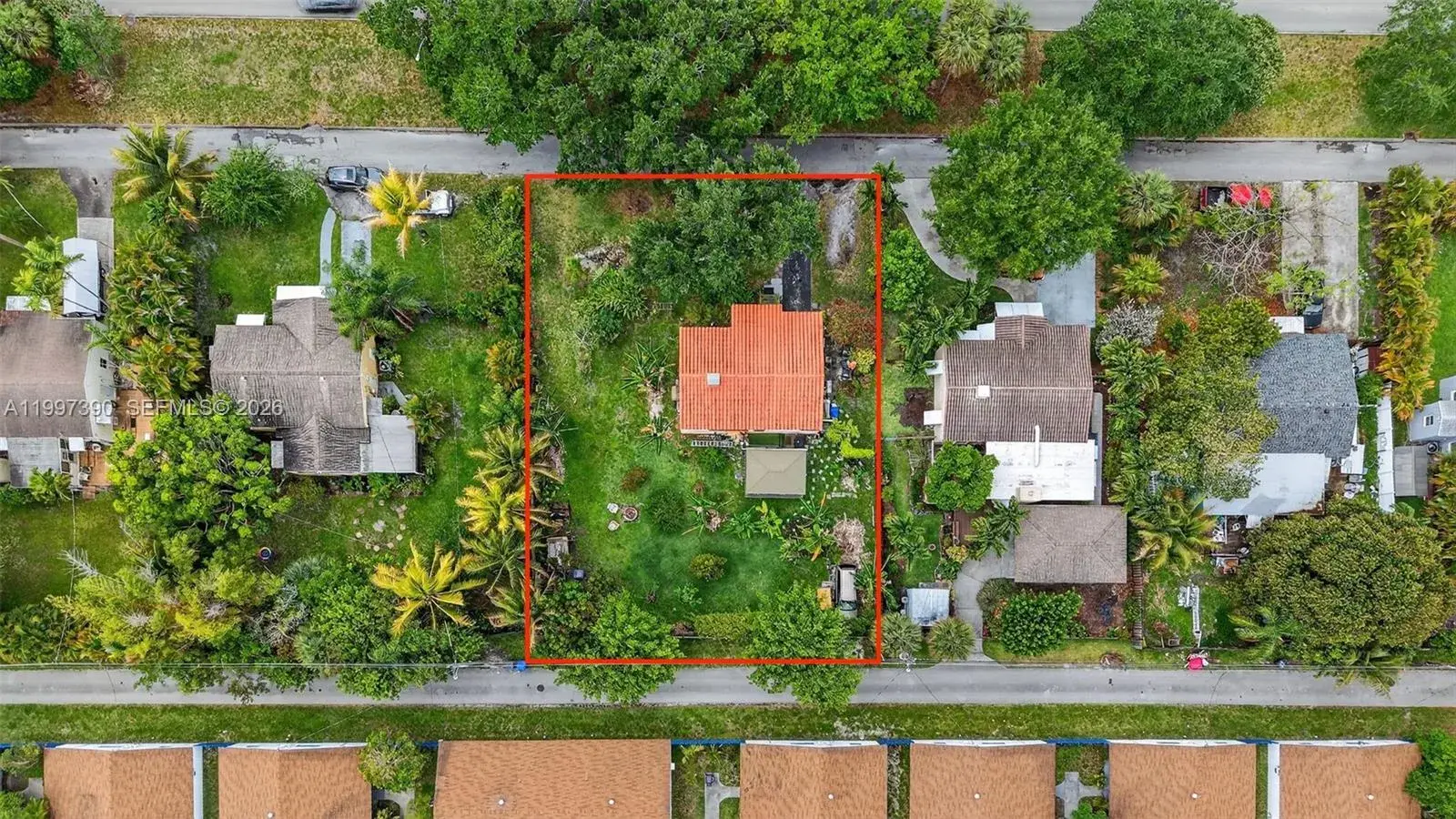 2 bedroom 1 bath Residential for sale at 1601 N 16th Ct, Hollywood FL 33020