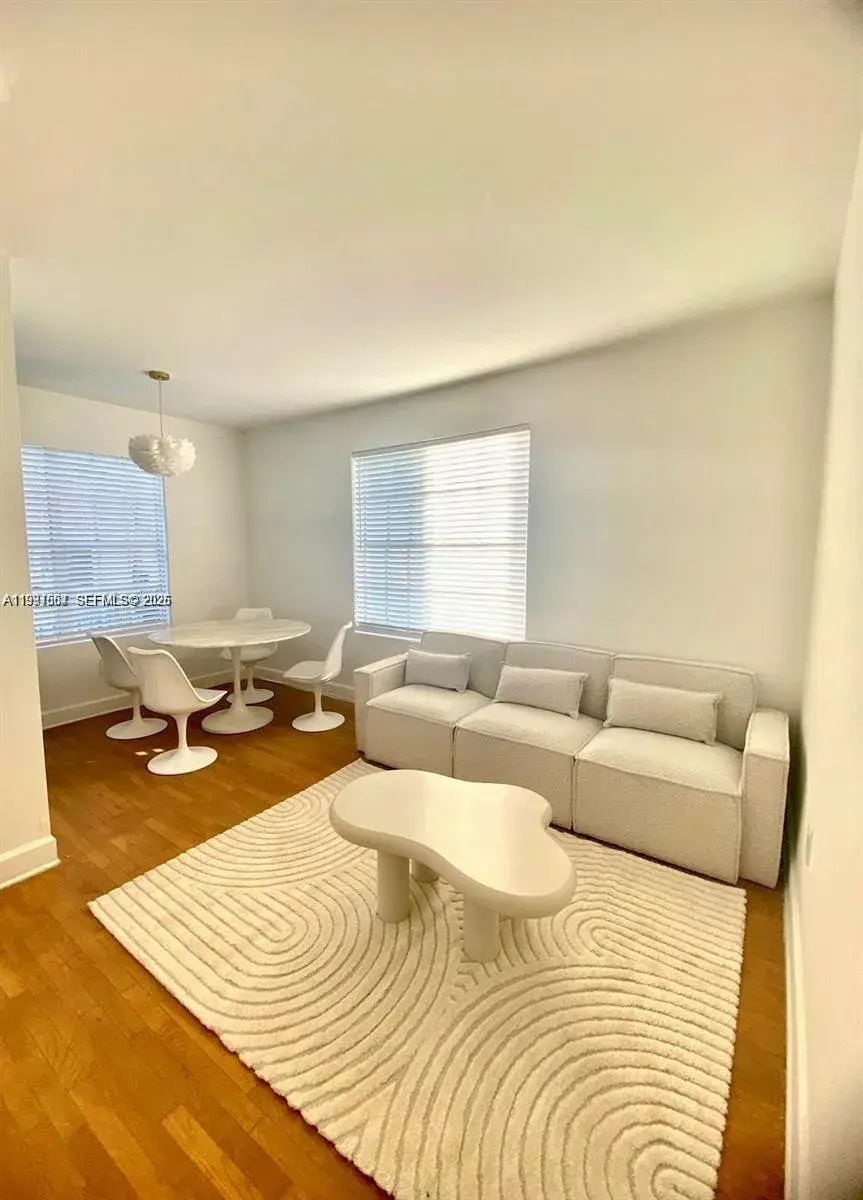 1 bedroom 1 bath Residential for sale at 605 Euclid Ave # 103, Miami Beach FL 33139