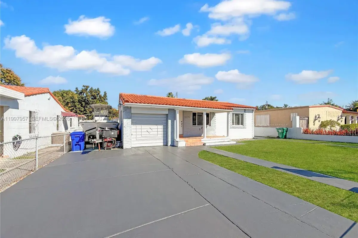2171 SW 21st St, Miami FL 33145