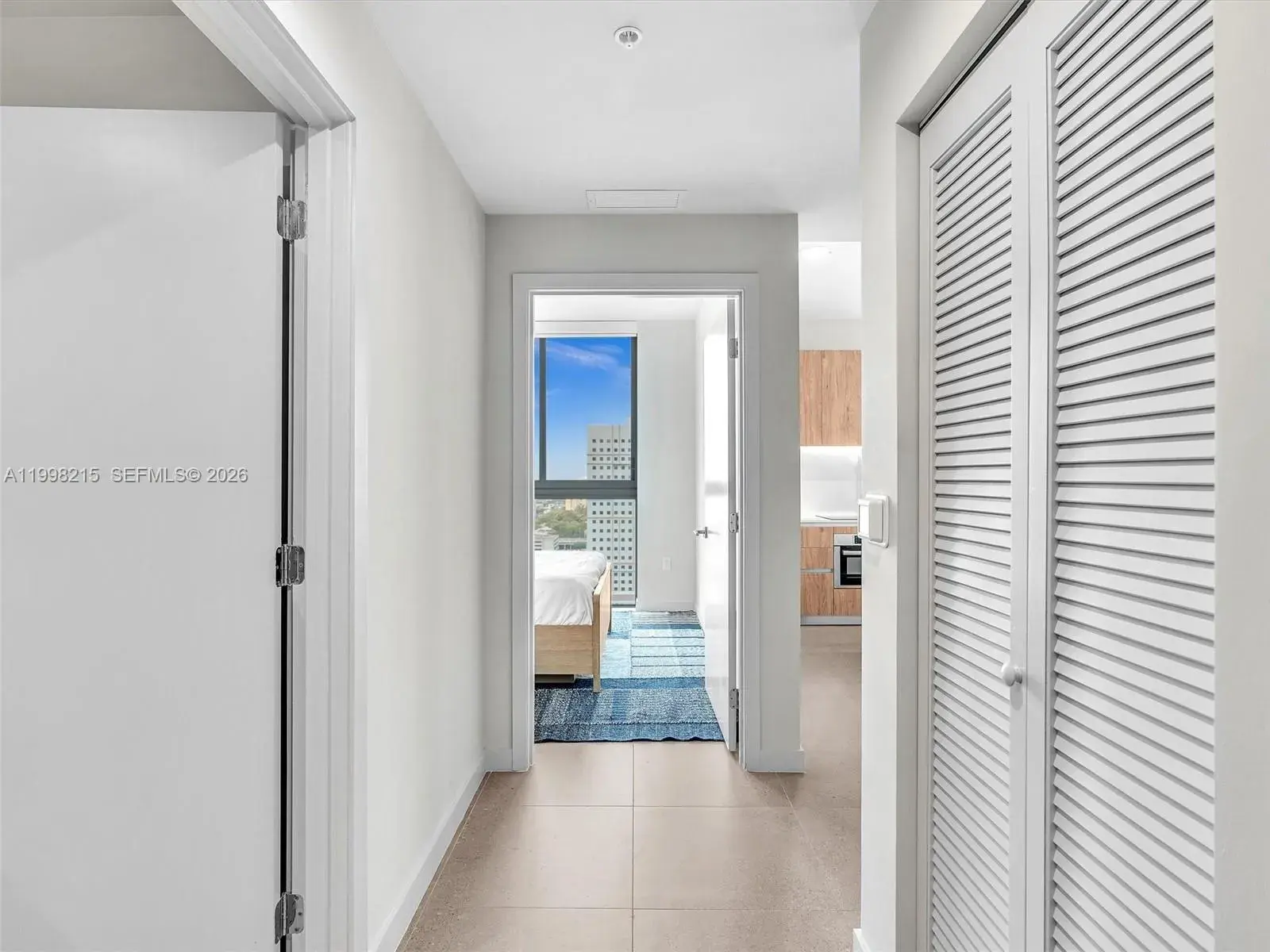 11 NE 6th street # 2214, Miami FL 33132