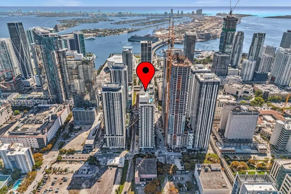 11 NE 6th street # 2214, Miami FL 33132