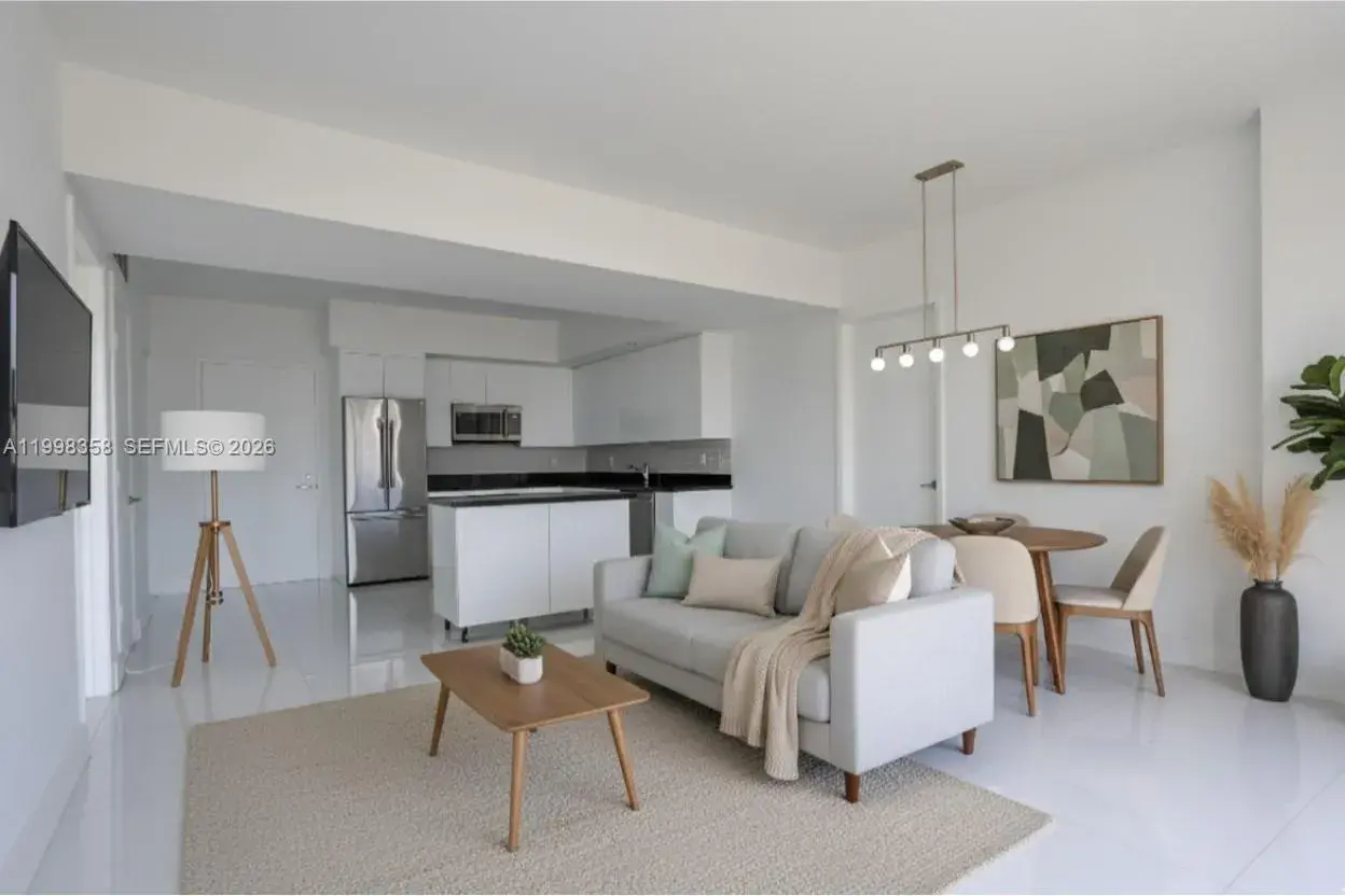 2 bedroom 2 bath Residential for sale at 92 SW 3rd St # 3512, Miami FL 33130