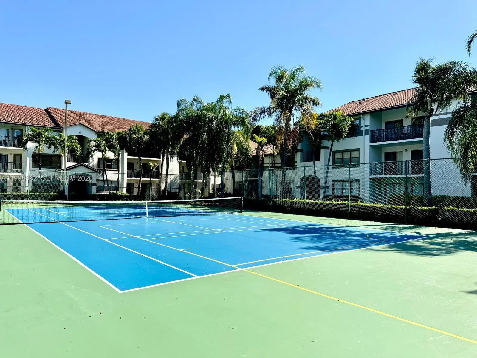 550 S Park Rd # 8, Hollywood FL 33021