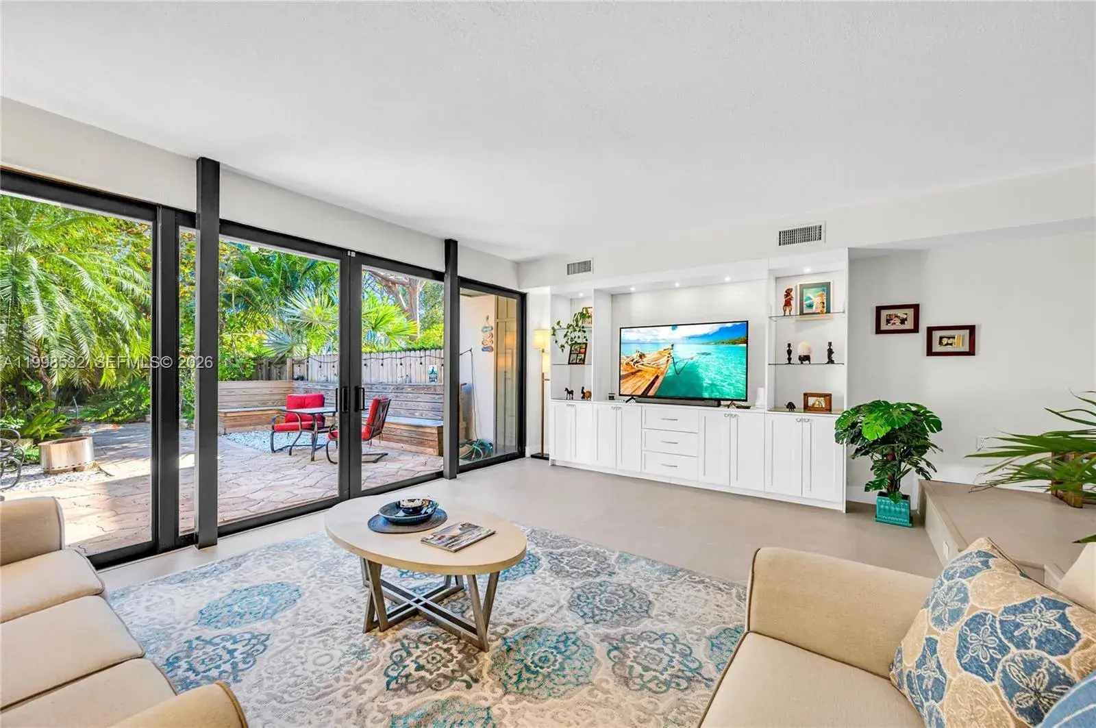 3 bedroom 3 bath Residential for sale at 7018 SW 53rd Ln, Miami FL 33155