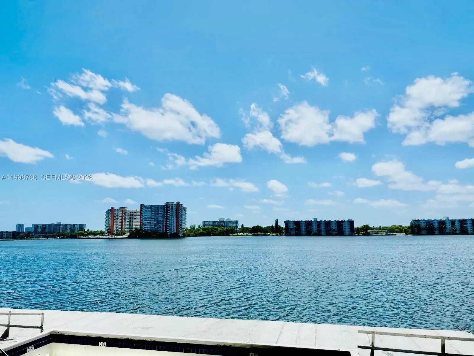 1 bedroom 1 bath Residential for sale at 1150 NE 191st St # 38, Miami FL 33179
