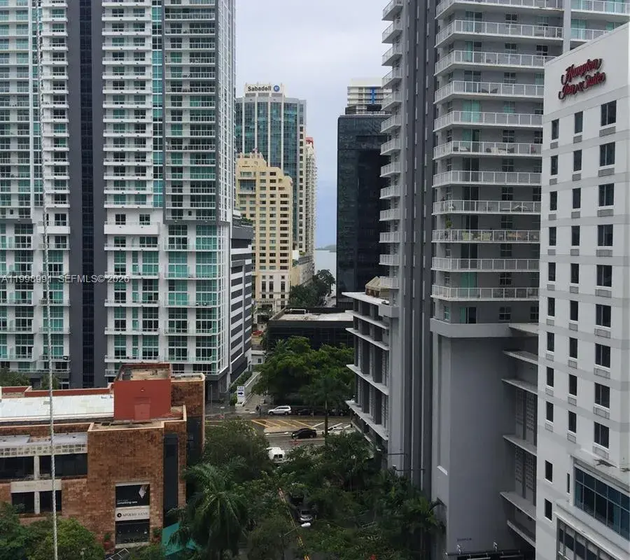 79 SW 12th St, Miami FL 33130