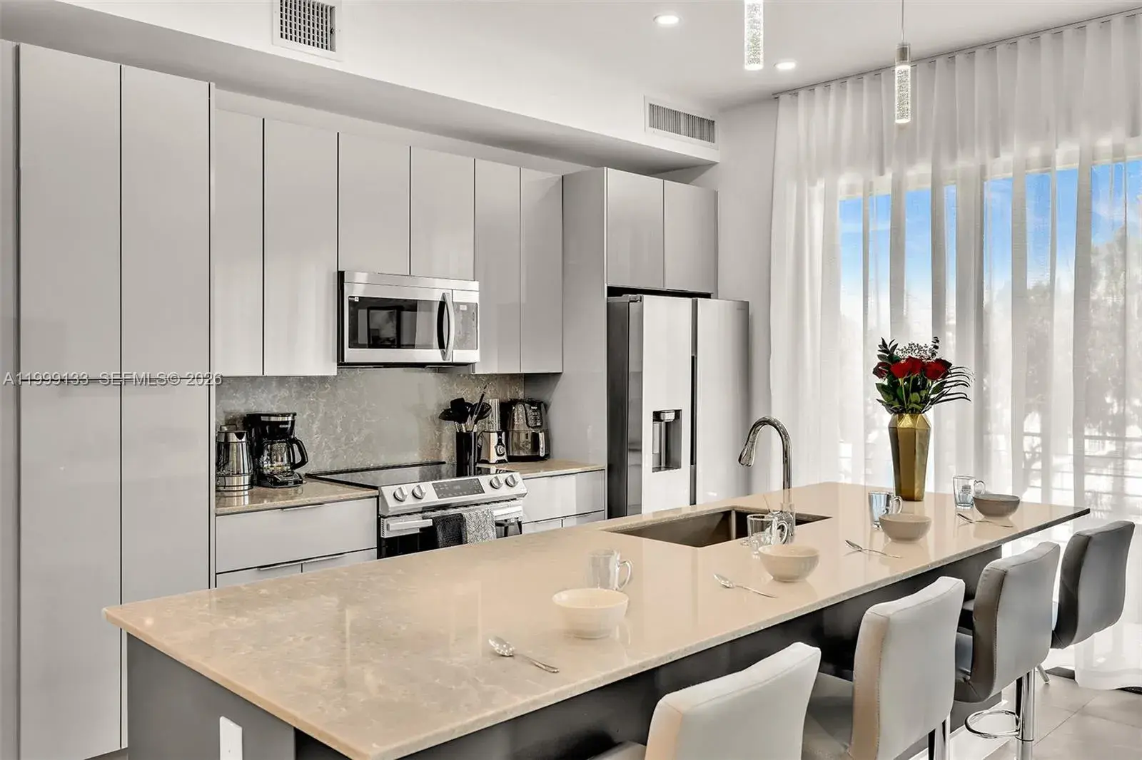 2100 Miami Rd # 204, Fort Lauderdale FL 33316