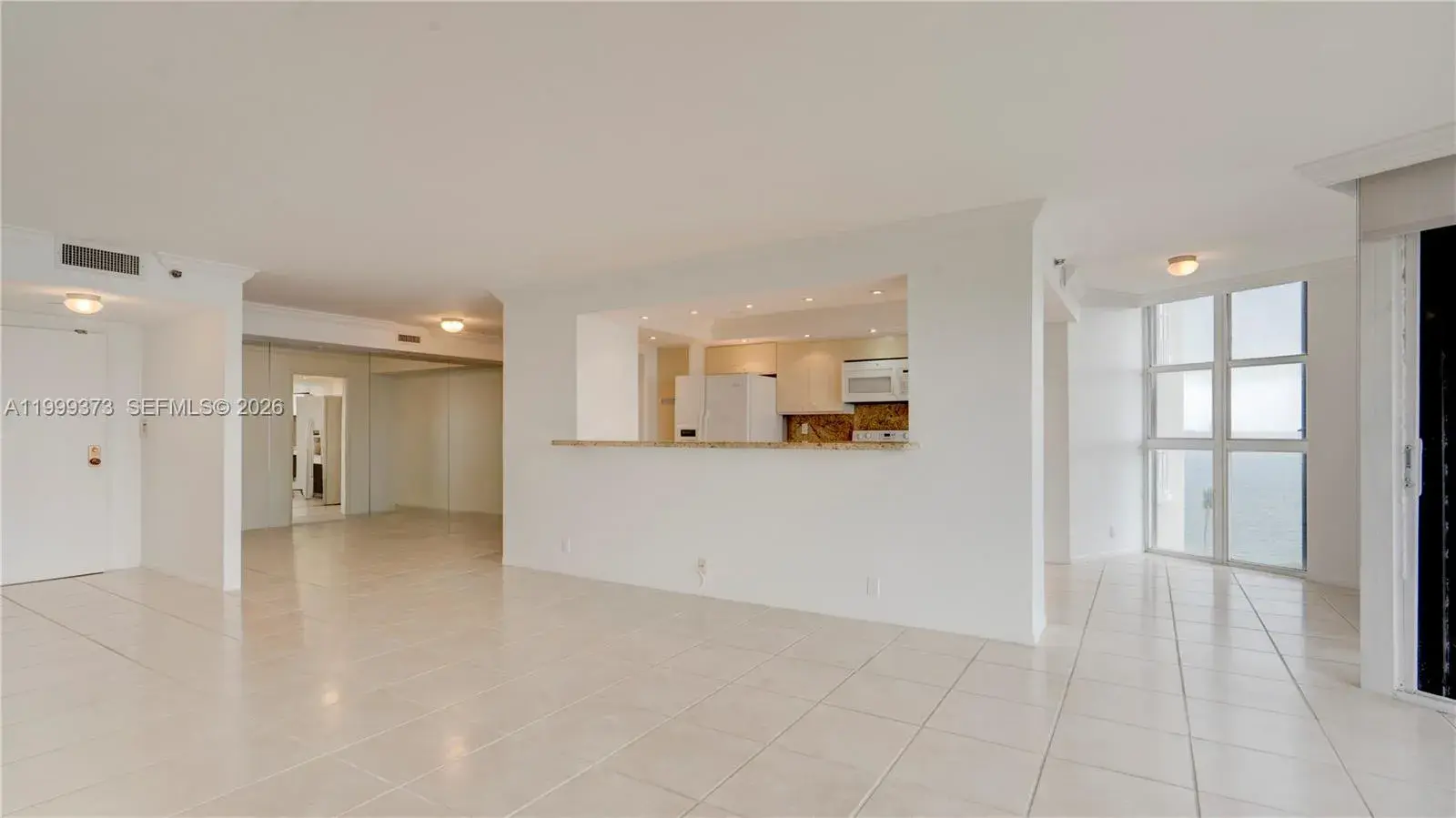 4000 Towerside Ter # 908, Miami FL 33138