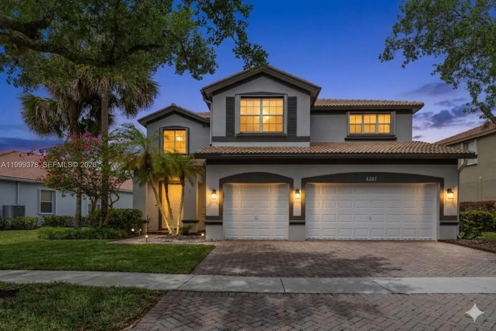 5 bedroom 4 bath Residential for sale at 4207 W Whitewater Ave, Weston FL 33332
