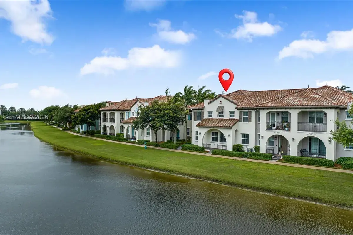 4153 Cascada Cir, Cooper City FL 33024